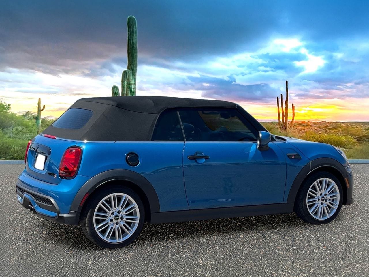 Used 2024 MINI Cooper S FWD image 5