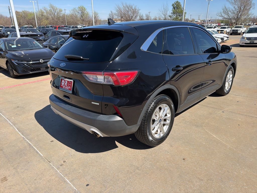 Used 2020 Ford Escape SE FWD image 5