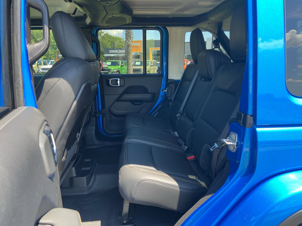 New 2025 Jeep Wrangler Sahara image 31