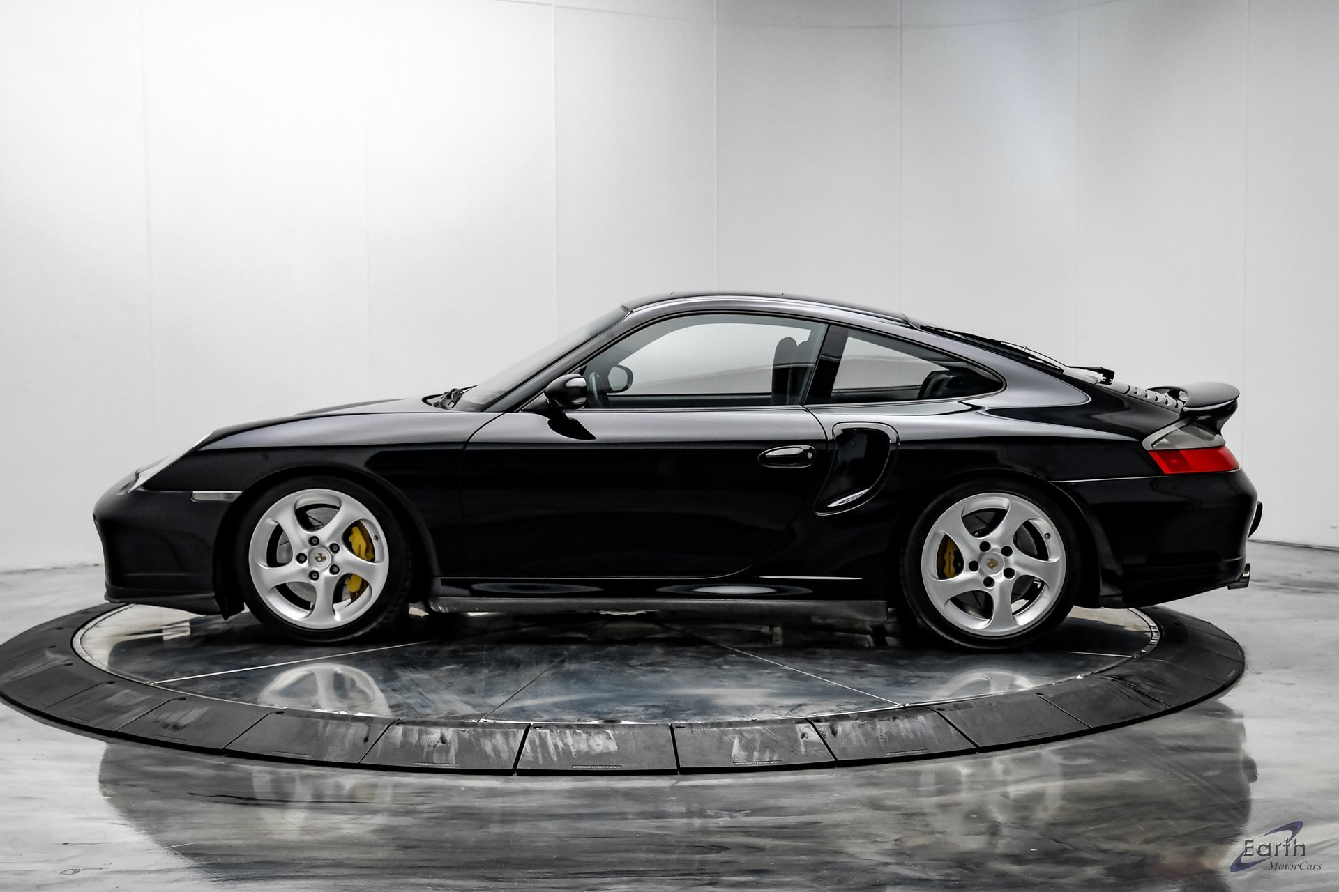 Used 2005 Porsche 911 Turbo S image 5