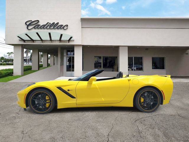 Used 2018 Chevrolet Corvette Stingray Convertible RWD image 2
