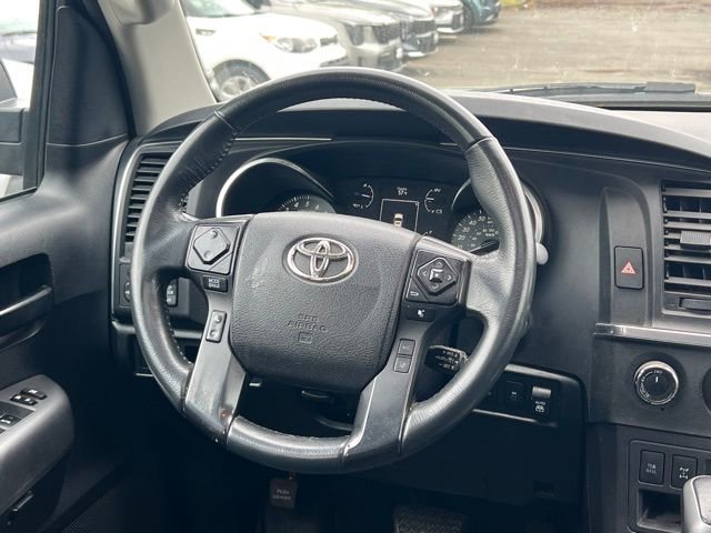 Used 2022 Toyota Sequoia TRD Sport AWD/4WD image 14