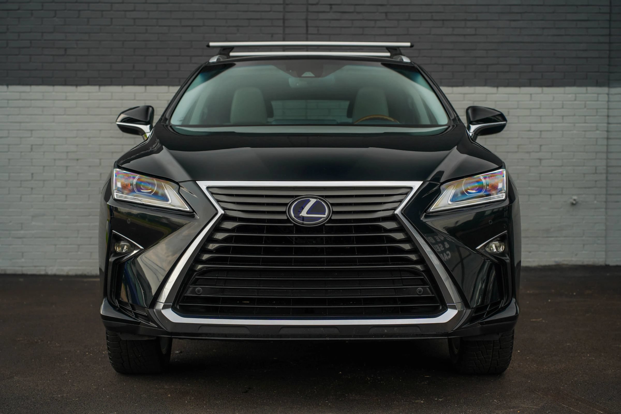 Used 2018 Lexus RX 450hL Premium w/ Premium Package AWD/4WD image 2
