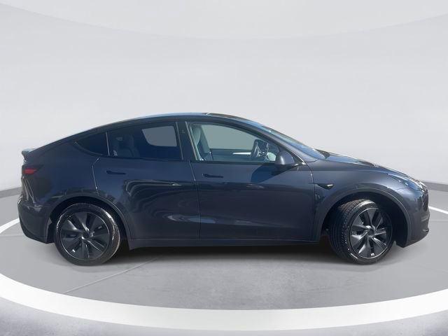 Used 2024 Tesla Model Y Long Range image 3