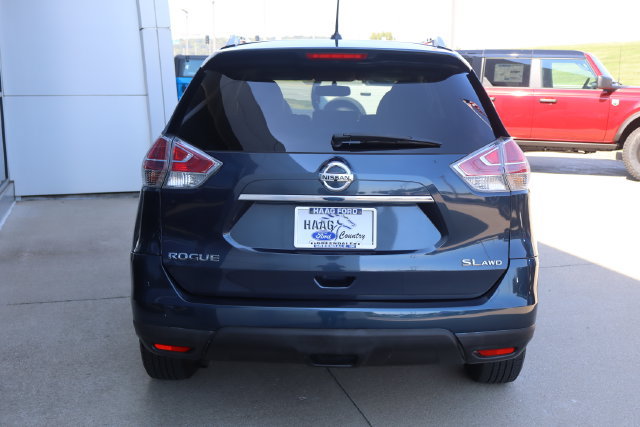 Used 2016 Nissan Rogue SL w/ SL Premium Package AWD/4WD image 4