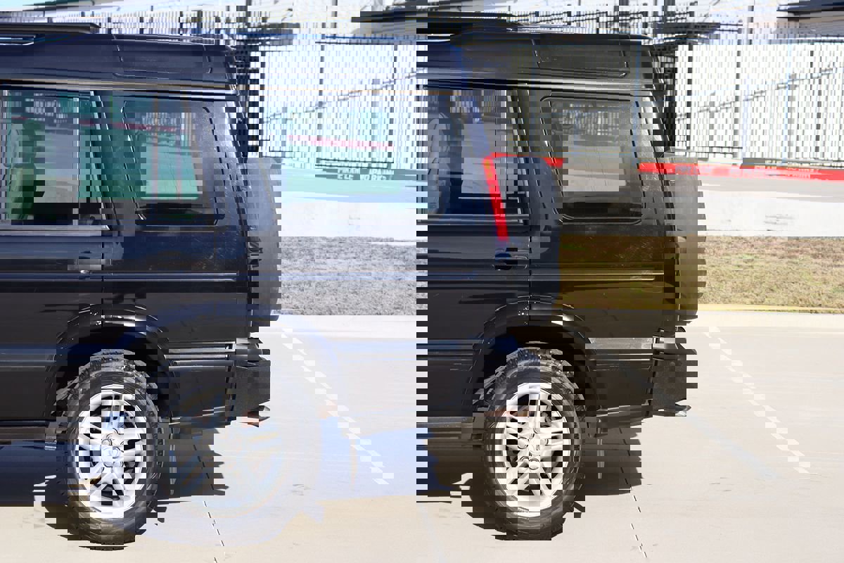 Used 2004 Land Rover Discovery SE image 54