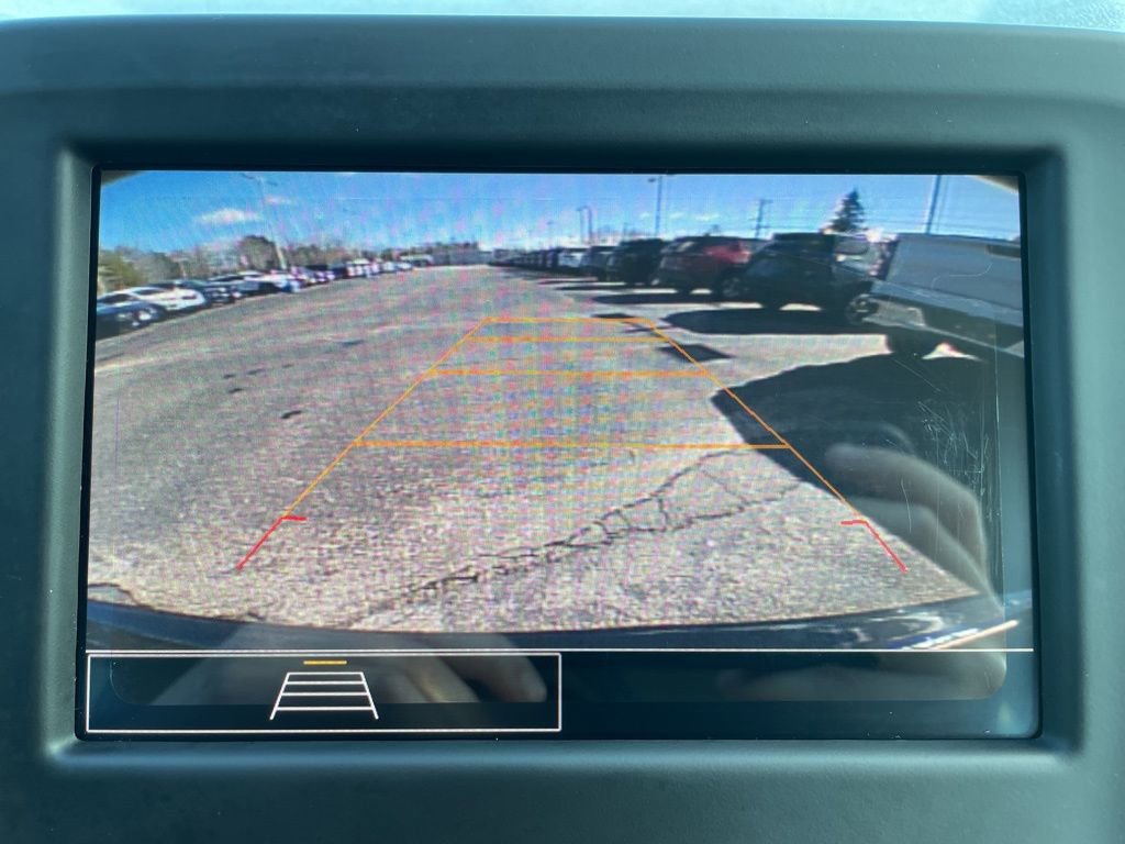 Used 2023 Chevrolet Equinox LS image 20