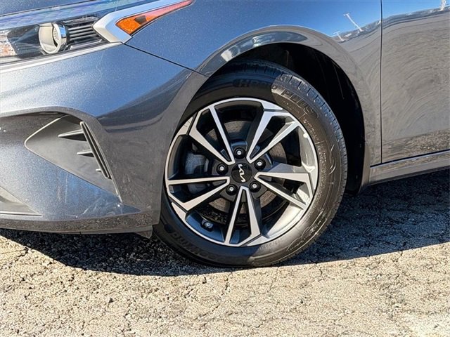 Used 2023 Kia Forte LXS w/ LXS Technology Package image 25