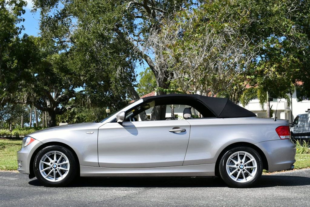 Used 2011 BMW 128i Convertible image 33