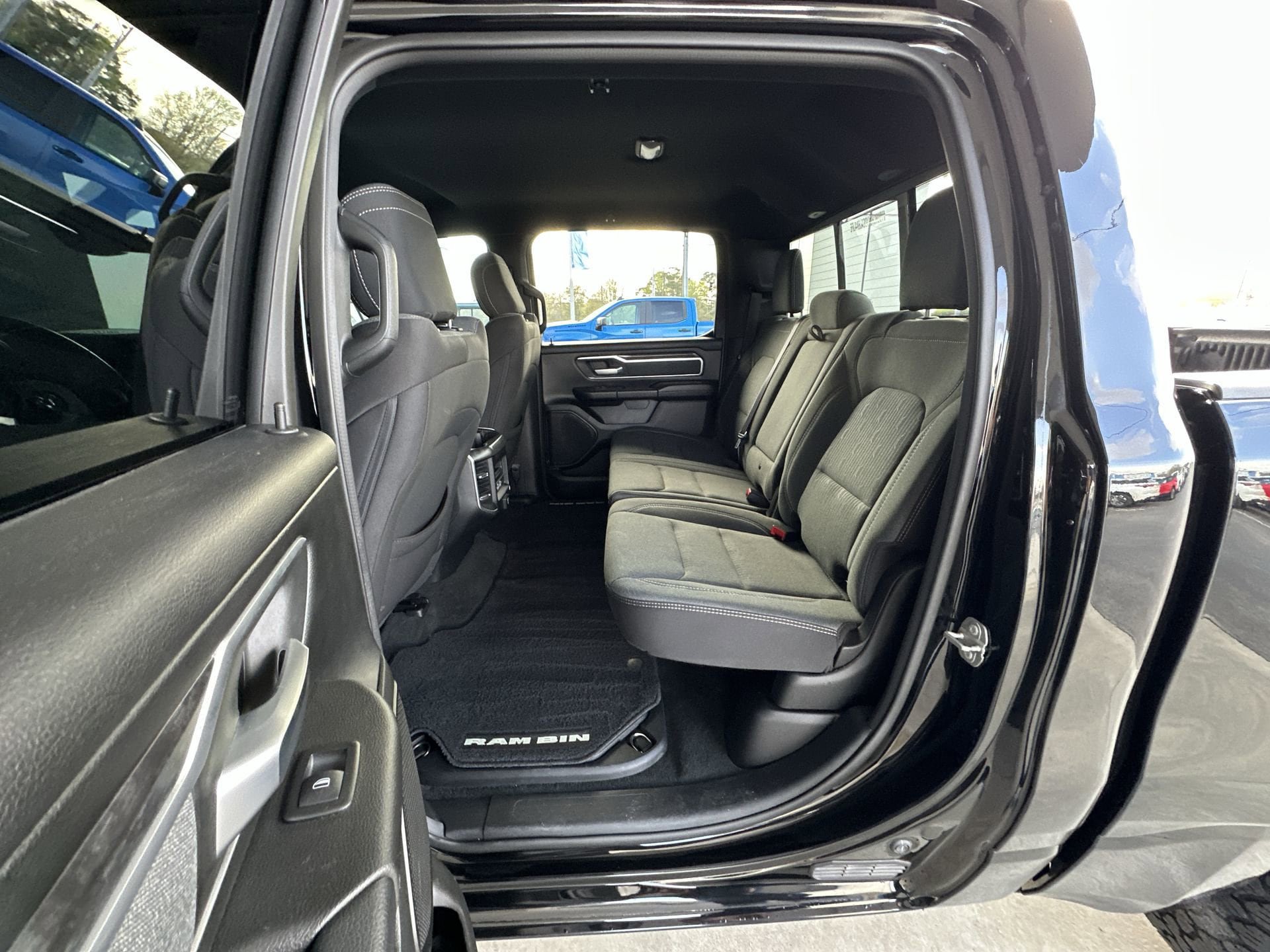 Used 2021 RAM 1500 Big Horn AWD/4WD image 23