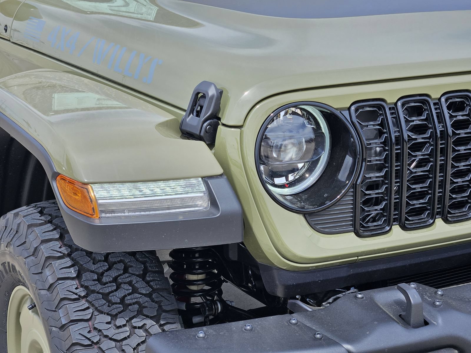 New 2026 Jeep Wrangler Unlimited Sport AWD/4WD image 9