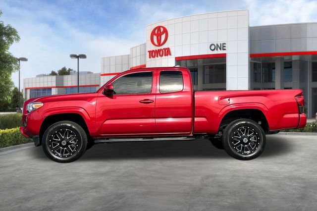 Used 2022 Toyota Tacoma SR w/ SR Convenience Package image 8