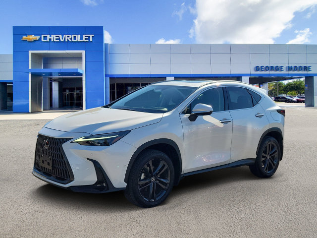 Used 2025 Lexus NX 450h+ AWD w/ Towing Package (2000 Lbs) image 2
