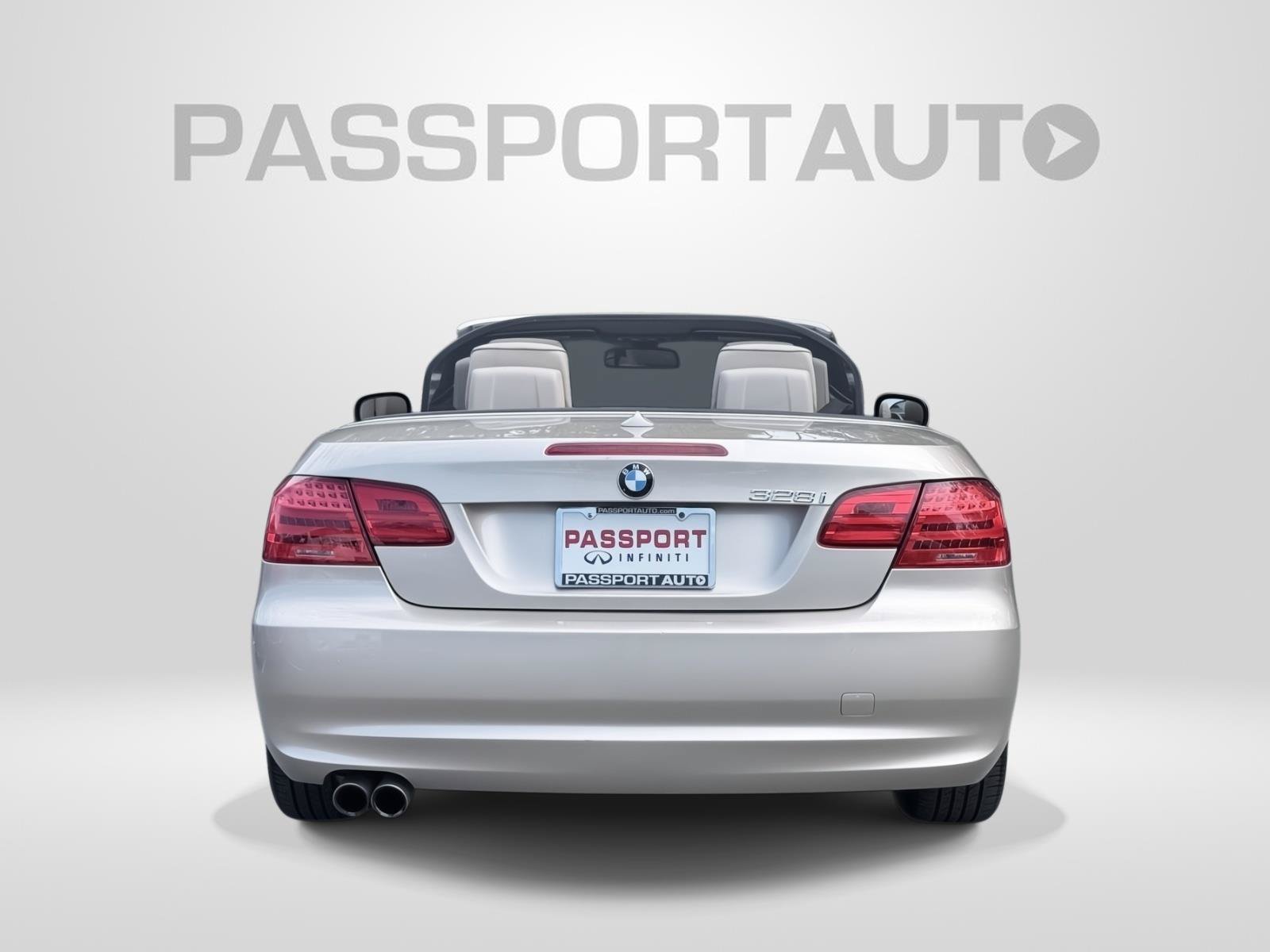 Used 2012 BMW 328i Convertible RWD image 5
