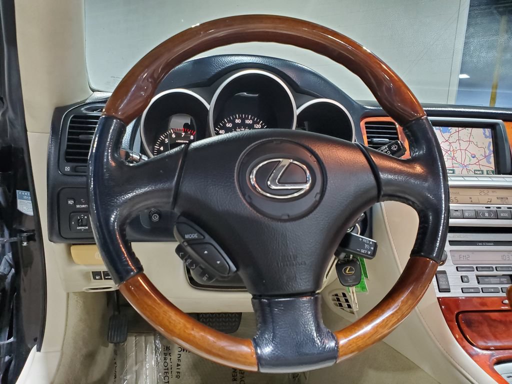 Used 2007 Lexus SC 430 Convertible RWD image 23