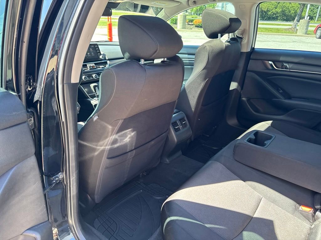 Used 2018 Honda Accord EX image 36