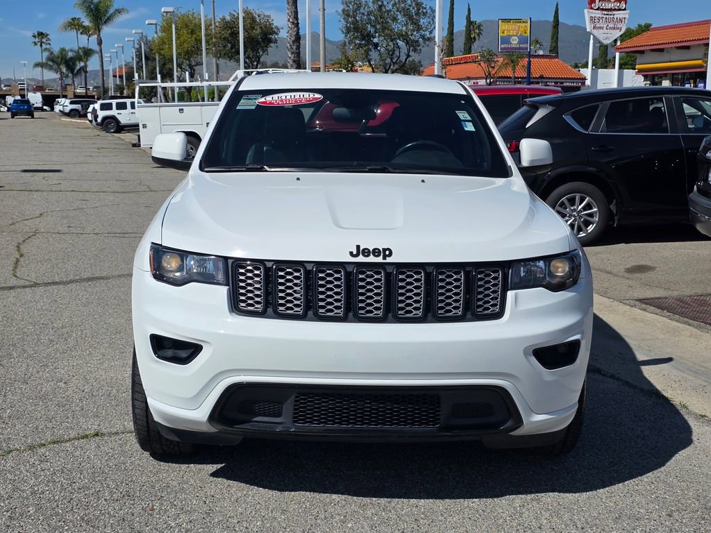 Certified 2021 Jeep Grand Cherokee Laredo X image 2