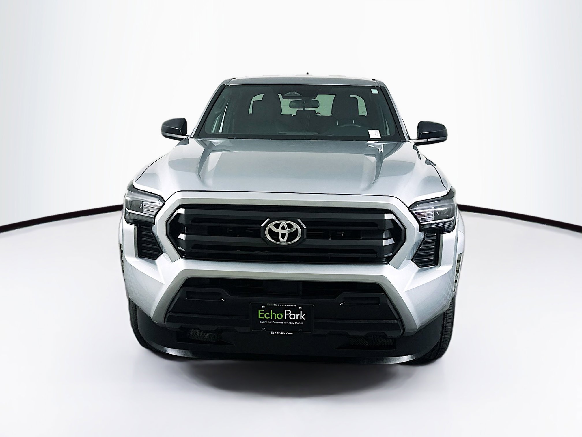 Used 2025 Toyota Tacoma SR image 2