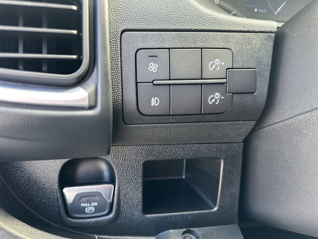 New 2025 RAM ProMaster 2500 w/ Quick Order Package 22G SLT image 18