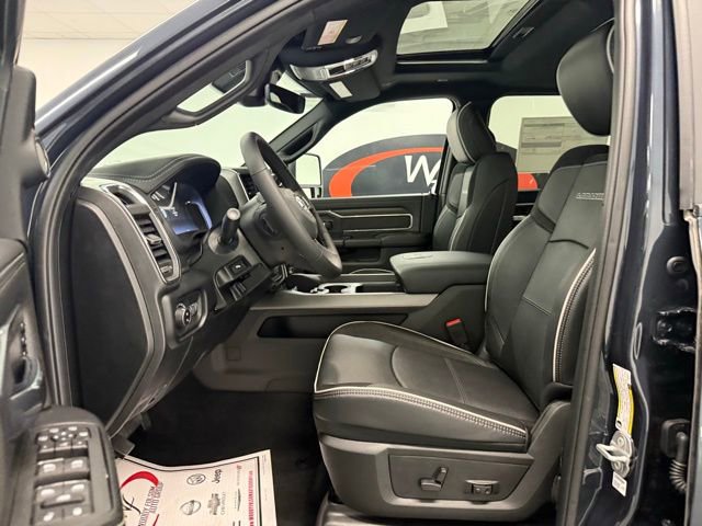 New 2026 RAM 2500 Laramie AWD/4WD image 10