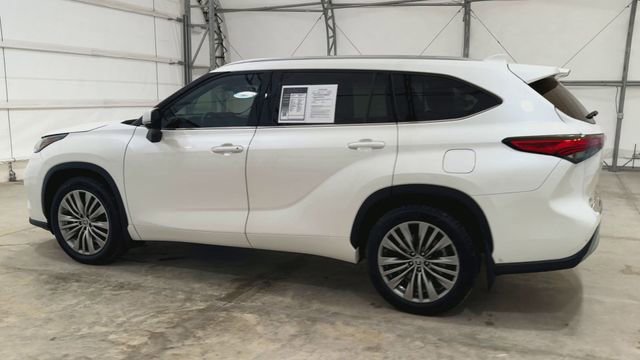 Used 2021 Toyota Highlander Platinum image 6