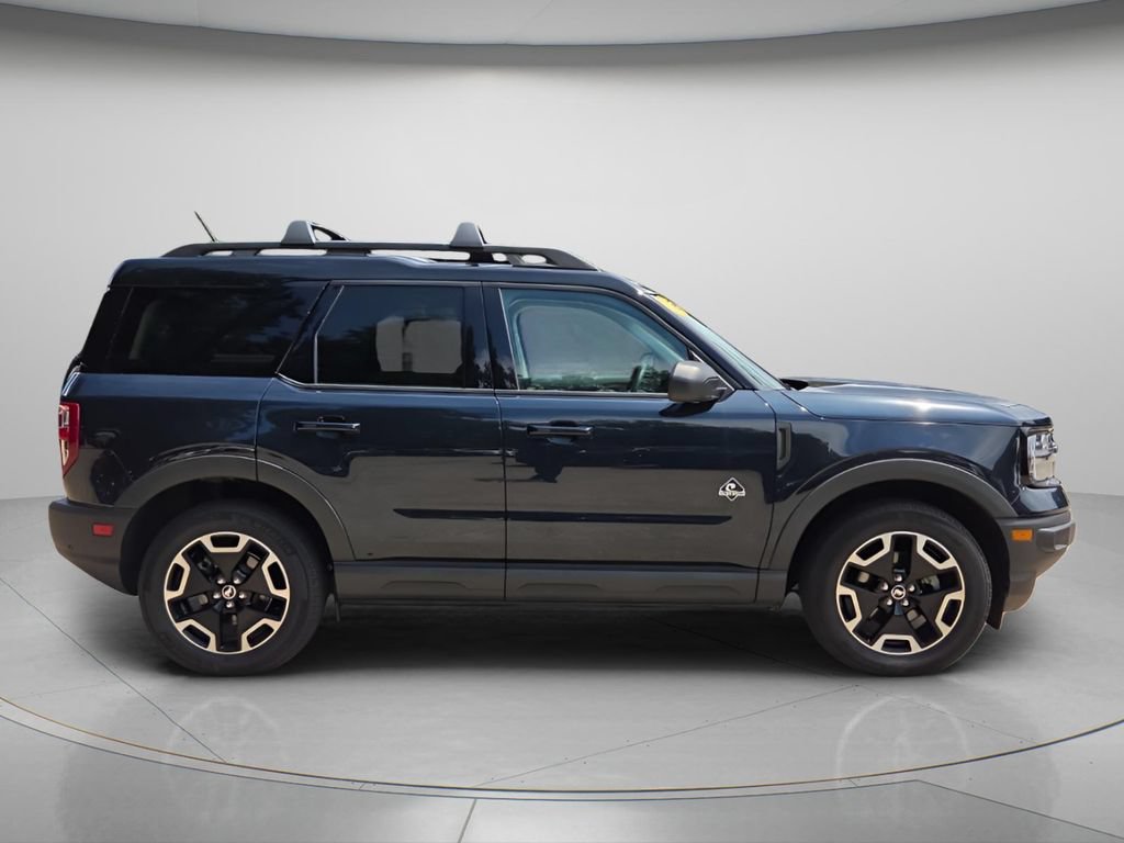 Used 2022 Ford Bronco Sport Outer Banks w/ Tech Package AWD/4WD image 8