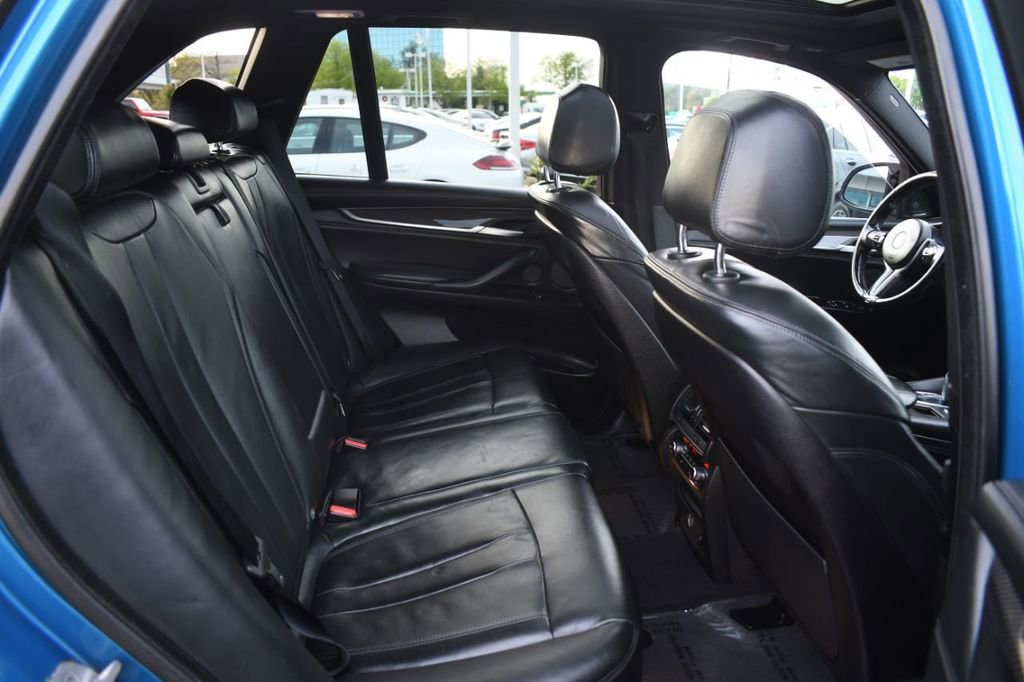 Used 2016 BMW X5 M image 17