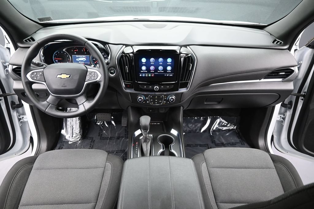 Used 2023 Chevrolet Traverse LT AWD/4WD image 17