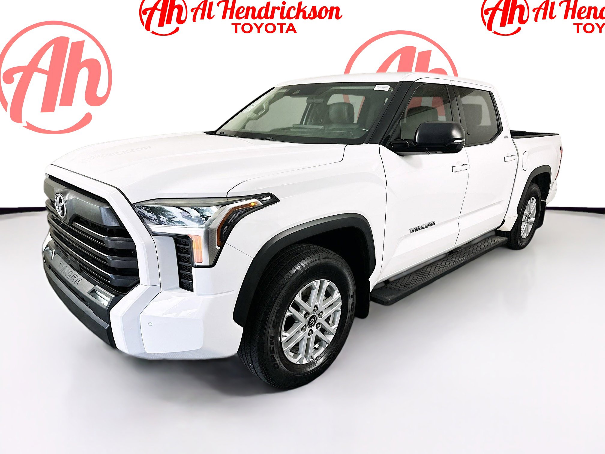 Used 2022 Toyota Tundra SR5 w/ SR5 Premium Package image 7