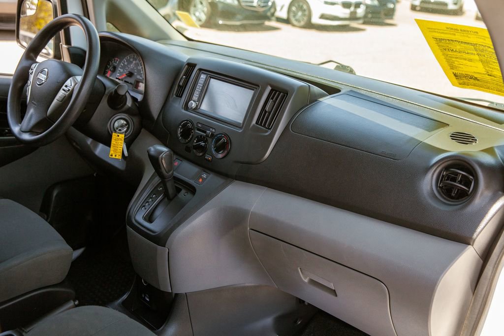Used 2020 Nissan NV200 S FWD image 10
