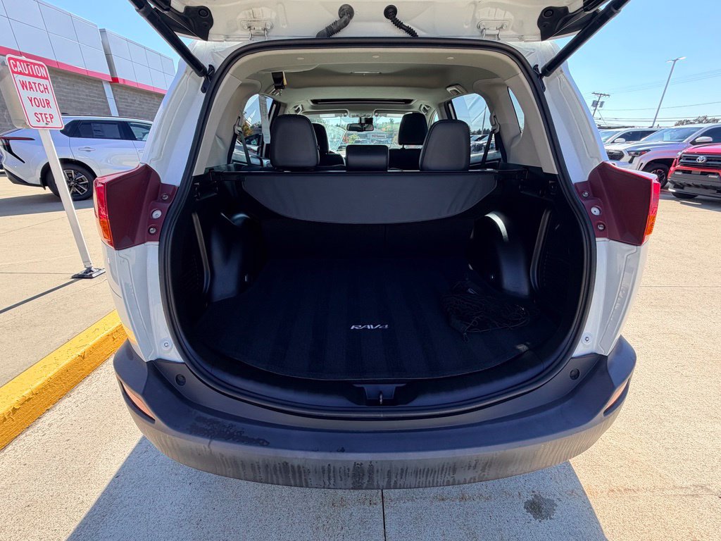 Used 2015 Toyota RAV4 Limited w/ Technology Package AWD/4WD image 26