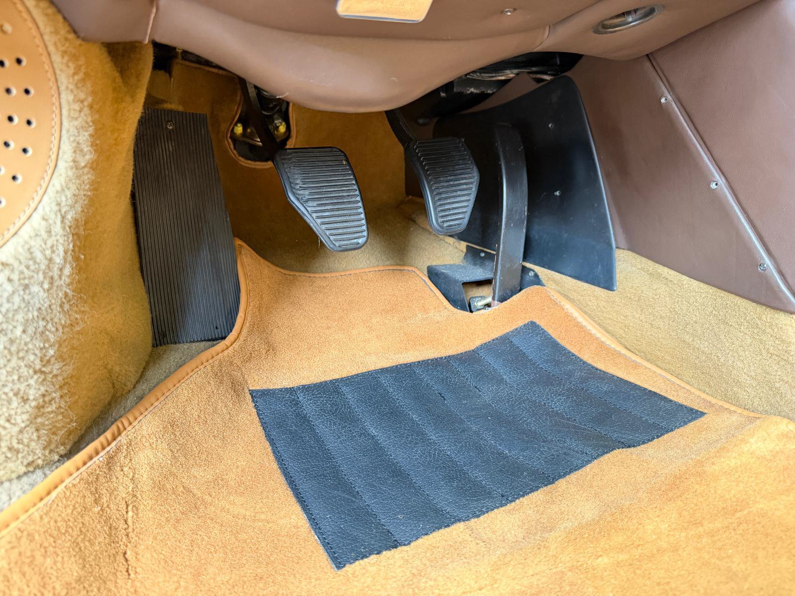 Used 1990 Ferrari Testarossa RWD image 62
