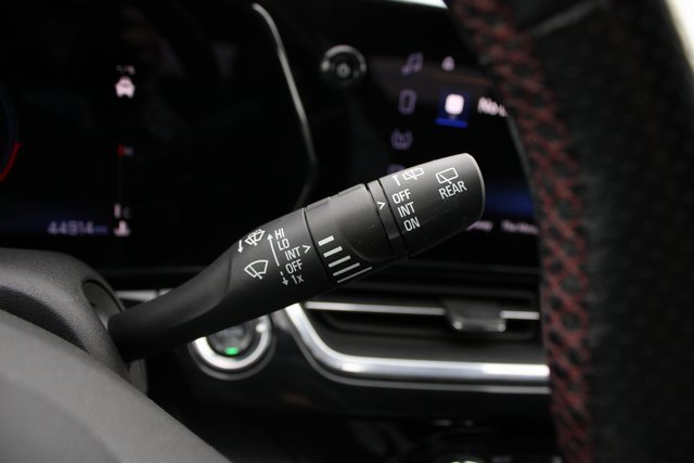 Used 2024 Chevrolet Trax RS w/ Driver Confidence Package image 14