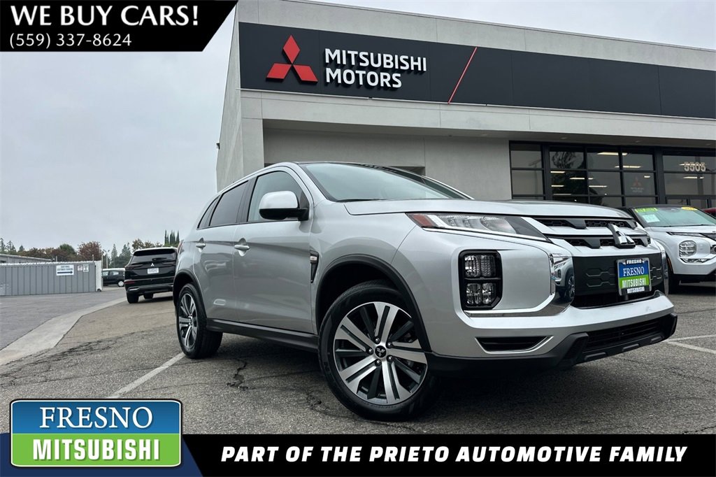 Used 2025 Mitsubishi Outlander Sport ES image 1