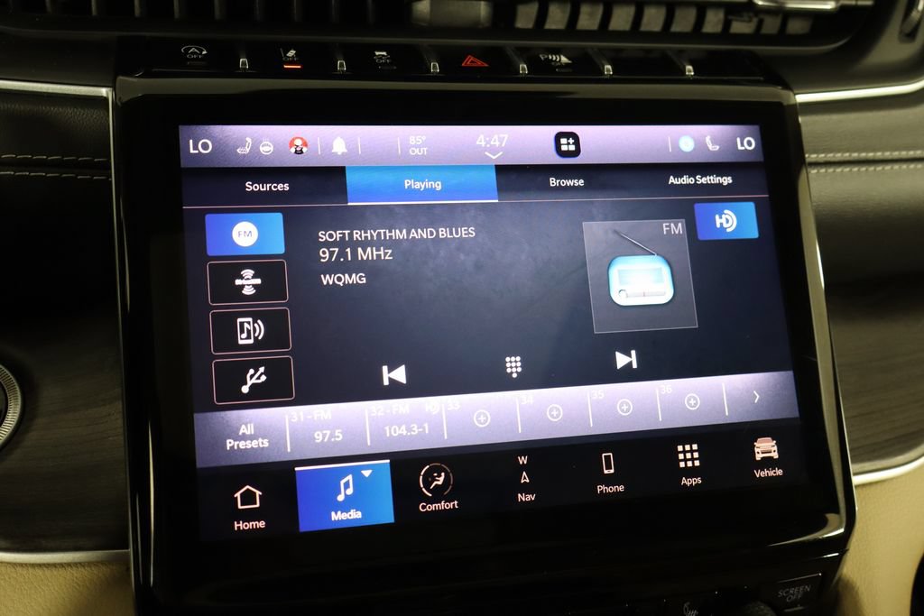 Used 2021 Jeep Grand Cherokee L Limited AWD/4WD image 33