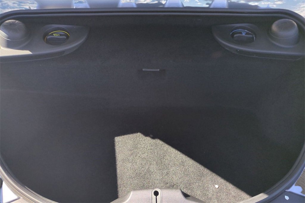 Used 2018 Porsche 718 Boxster image 36