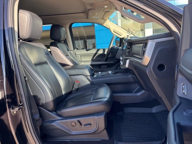 Used 2022 Ford Expedition Max XLT image 19
