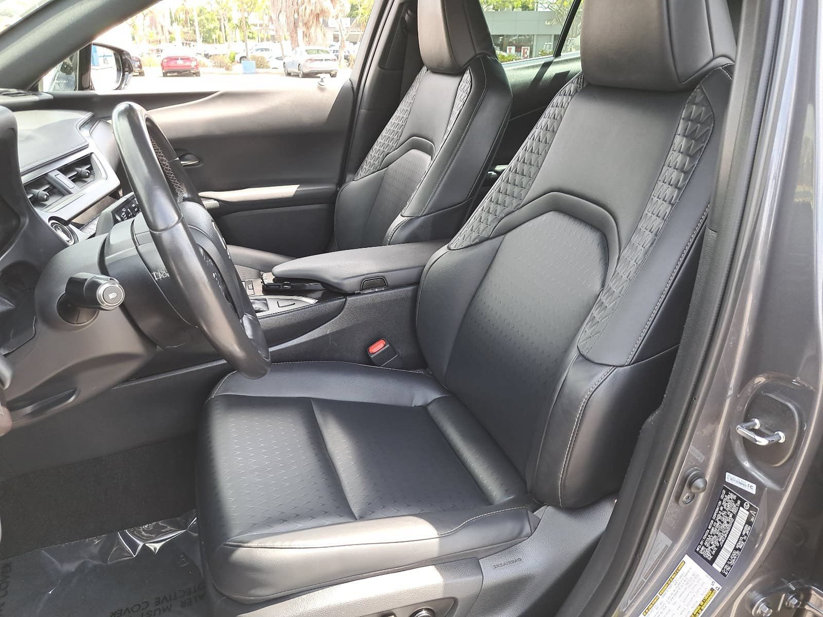 Used 2022 Lexus UX 200 w/ Accessory Package (Z2) FWD image 15