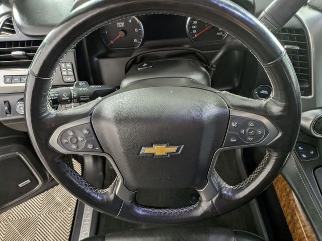 Used 2018 Chevrolet Suburban Premier image 17