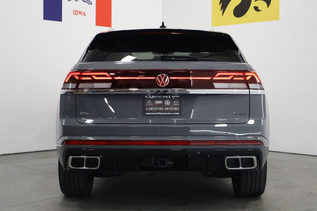 Used 2024 Volkswagen Atlas Cross Sport SEL Premium R-Line image 11