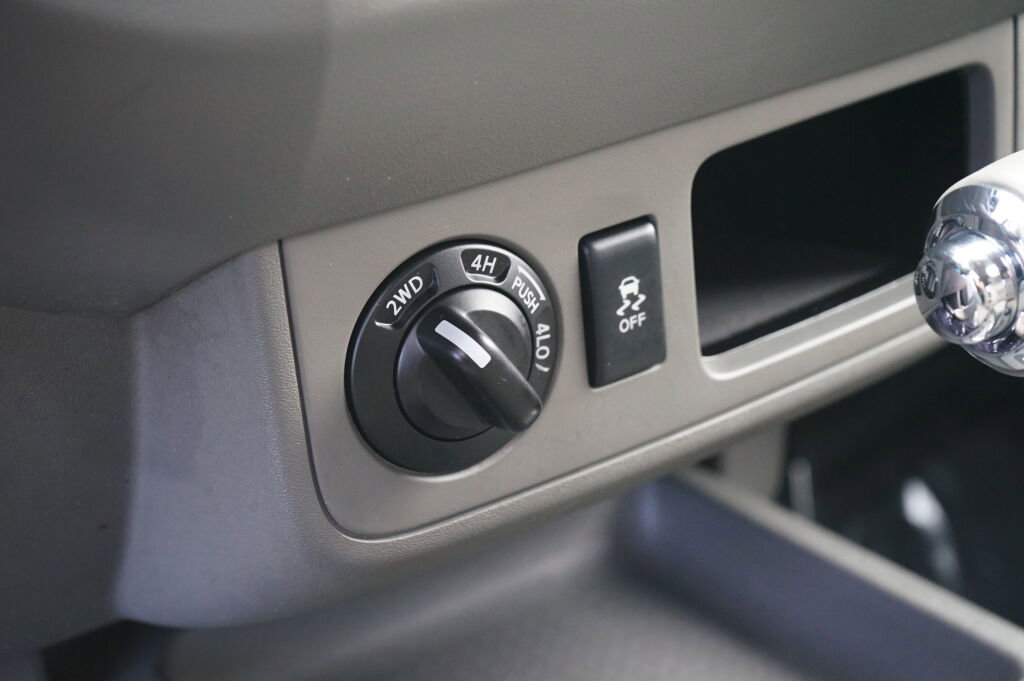 Used 2019 Nissan Frontier SV image 21