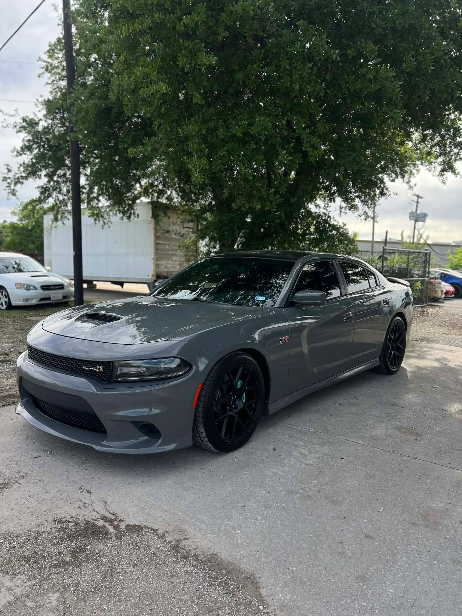 Used 2018 Dodge Charger R/T Scat Pack w/ Driver Confidence Group RWD image 1