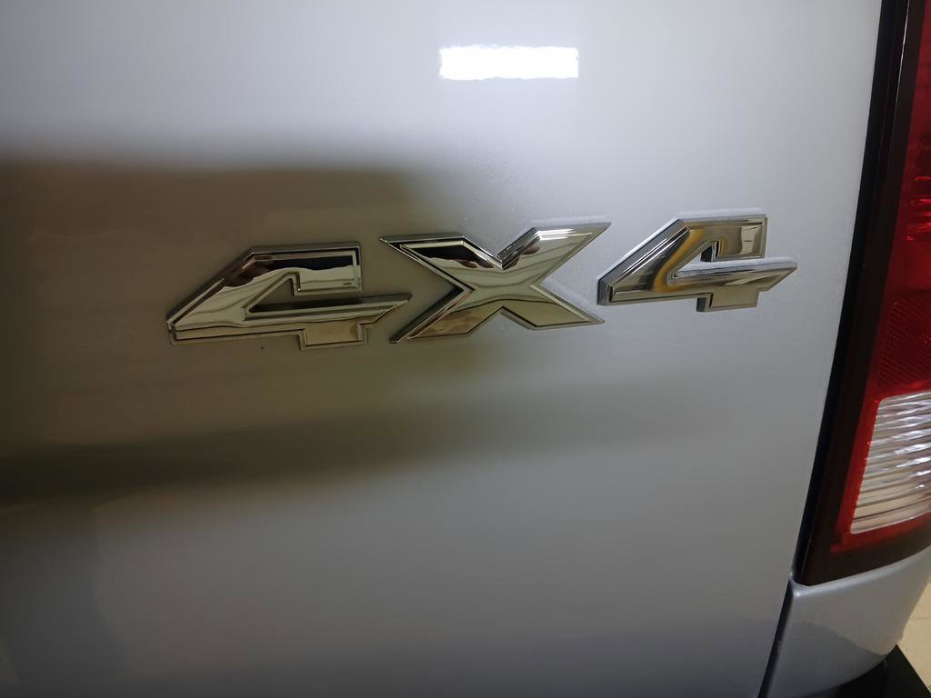 Used 2016 RAM 2500 Tradesman w/ Chrome Appearance Group image 23