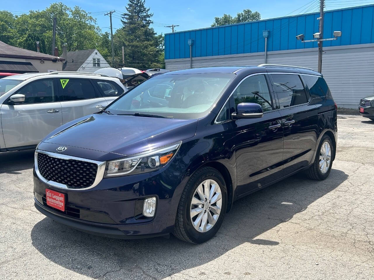 Used 2018 Kia Sedona EX FWD image 2