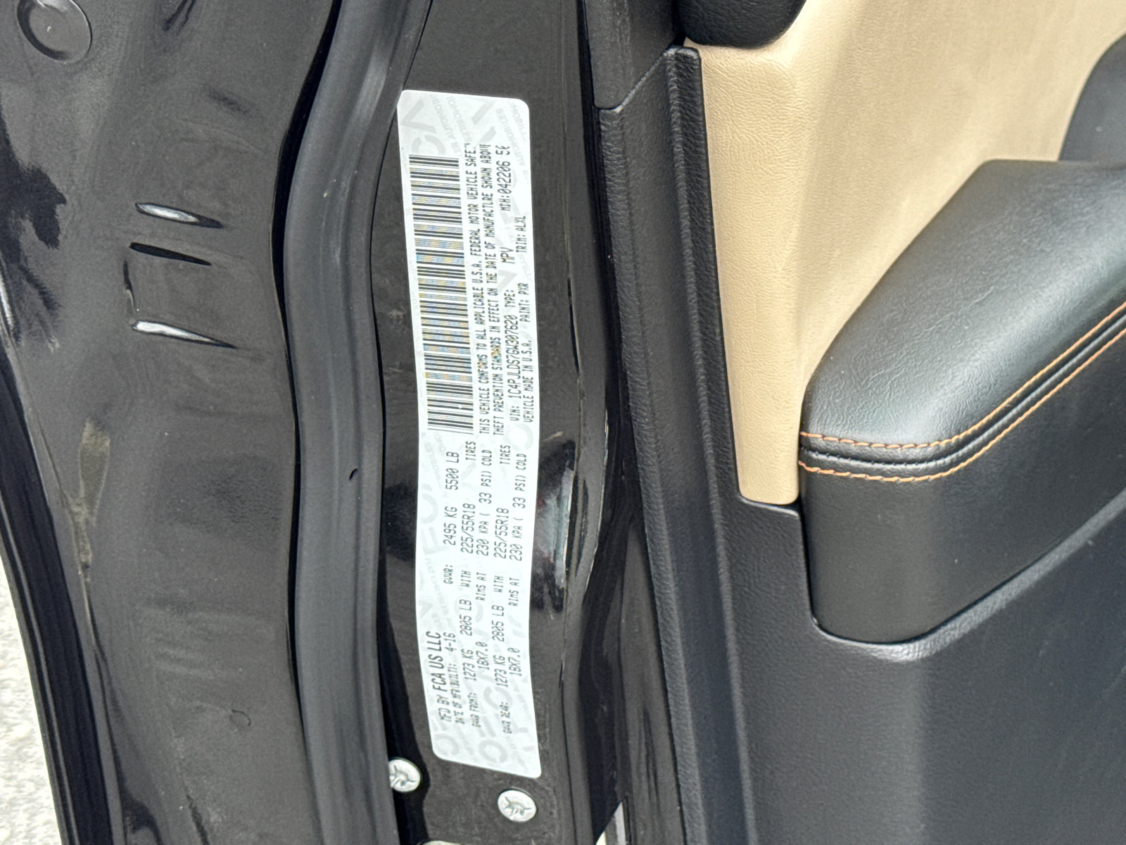 Used 2016 Jeep Cherokee Limited w/ Technology Group image 35