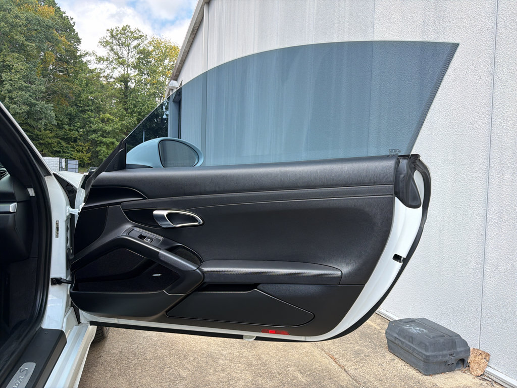 Used 2018 Porsche 718 Cayman S RWD image 18