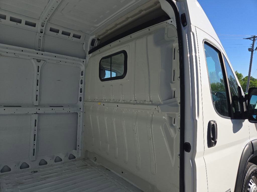 Used 2025 RAM ProMaster 2500 w/ Convenience Group FWD image 76
