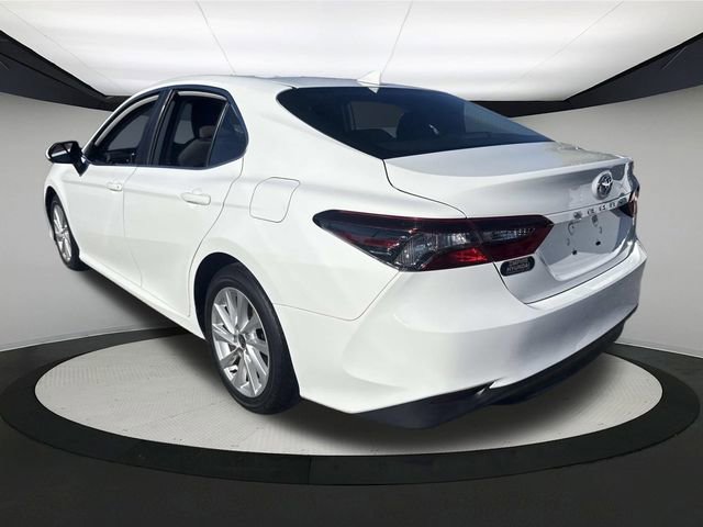 Used 2022 Toyota Camry LE image 8