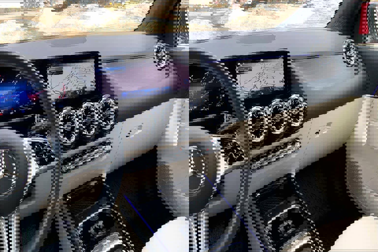 Certified 2024 Mercedes-Benz GLA 250 4MATIC image 7