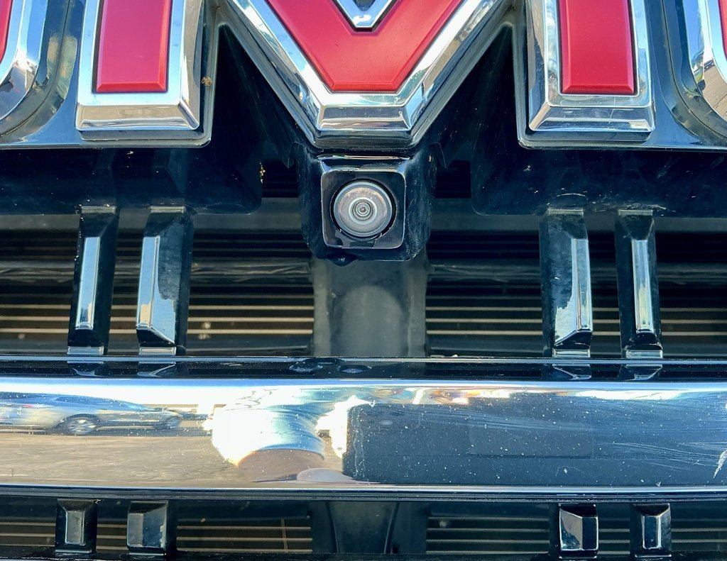 Used 2021 GMC Yukon XL SLT w/ SLT Luxury Plus Package image 9